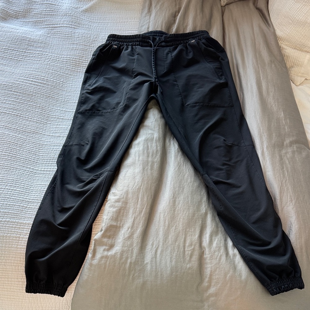 Lululemon License to Train Jogger Men's Medium Black - LIKE NEW!